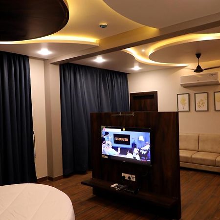 Hotel Nest Bhuj Eksteriør bilde
