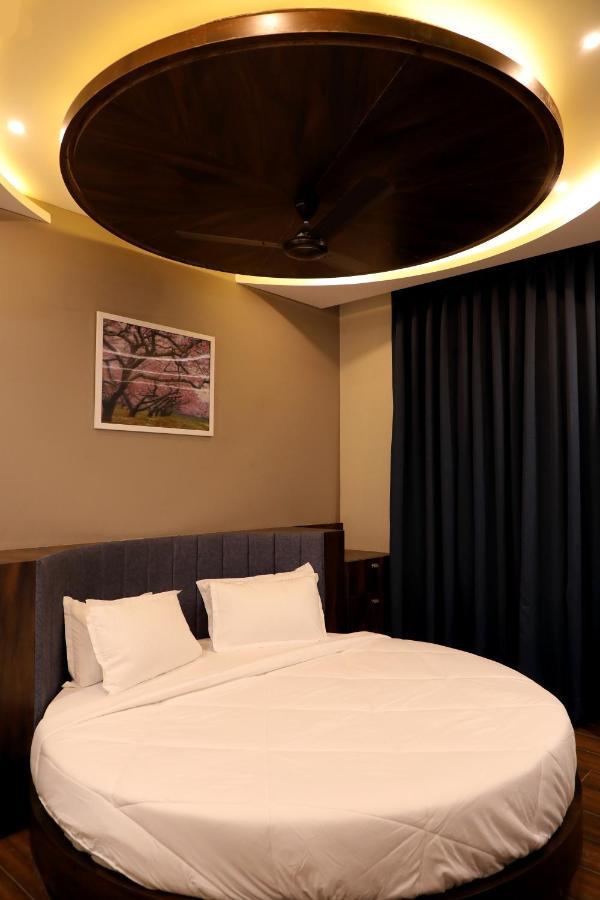 Hotel Nest Bhuj Eksteriør bilde